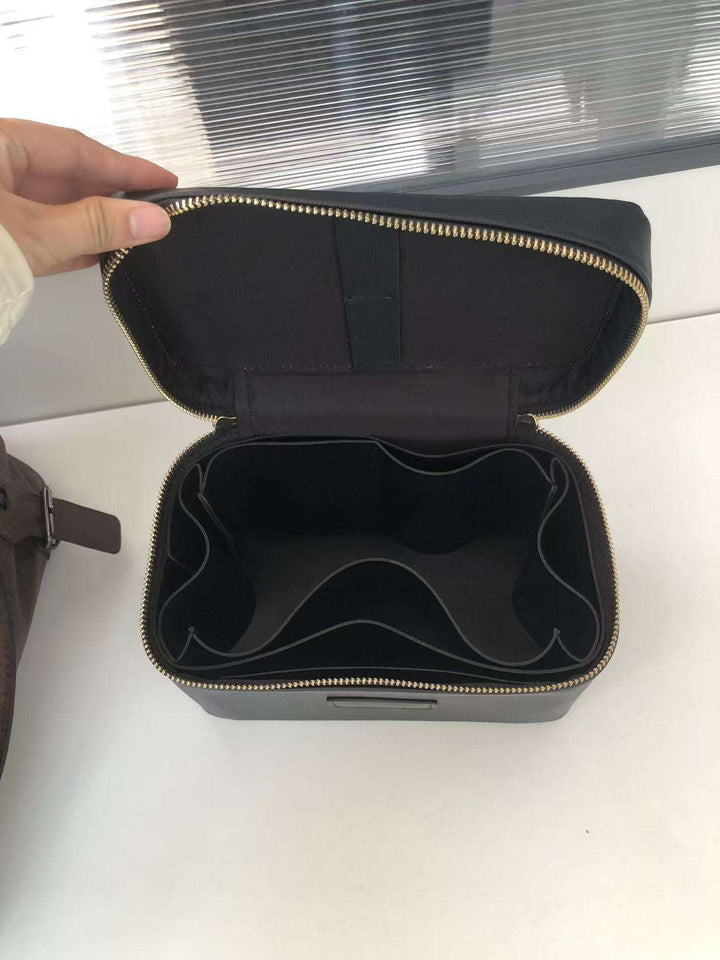 Portable Travel Makeup Storage Bag with Removable Cosmetic Organizer